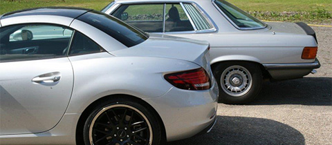 Klassischer und Moderner Mercedes-Benz SLC